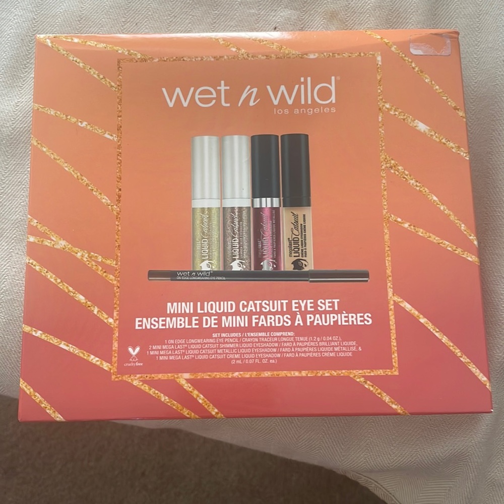 Liquid eyeshadow set